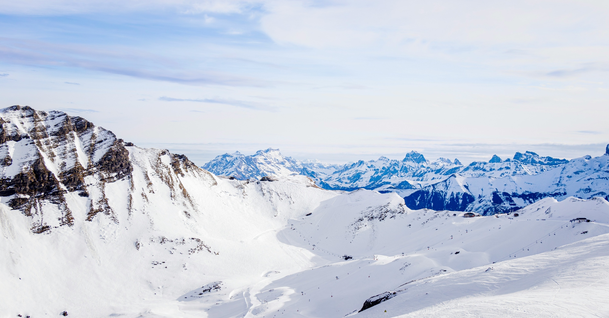 Snowy%20views%20in%20Avoriaz%2C%20Portes%20du%20soleil.jpg